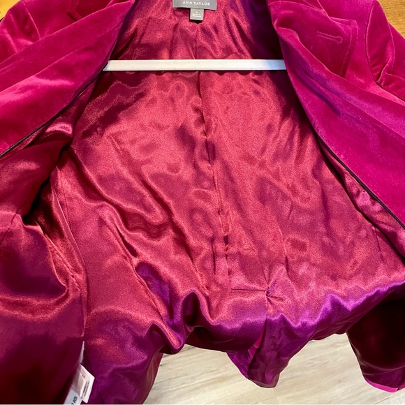 Ann Taylor velvet blazer - Picture 7 of 8